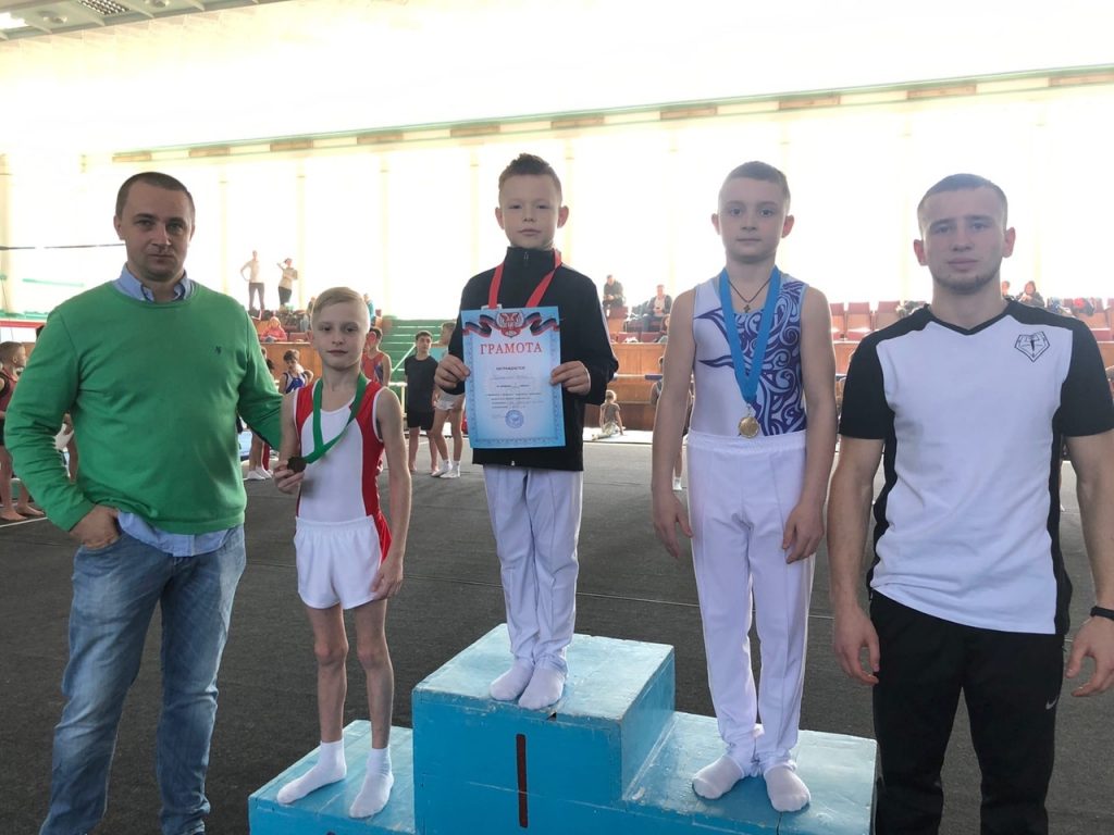 В Донецке прошли соревнования по спортивной гимнастике «Олимпийская надежда»