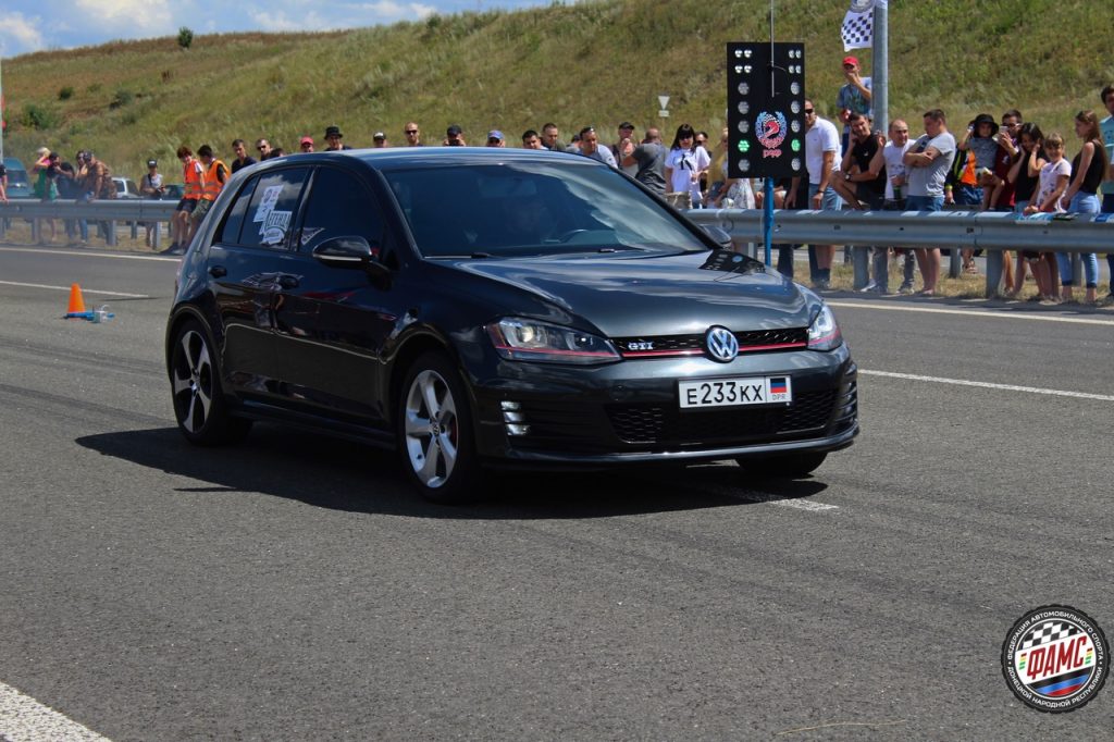 Первый этап открытого чемпионата ДНР по автоспорту в дисциплине «Драг-рейсинг».