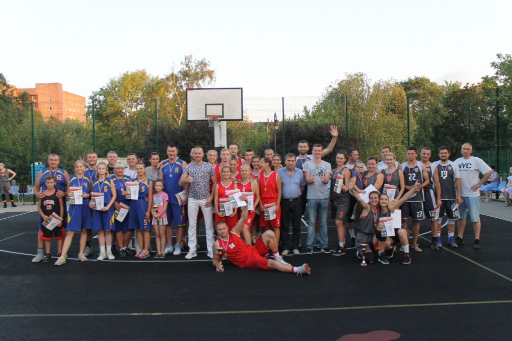 В ДНР завершился чемпионат по баскетболу