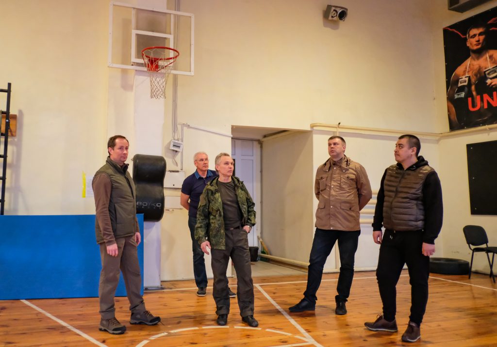 26 марта - Делегация из России на спортивных объектах Республики - Донецк